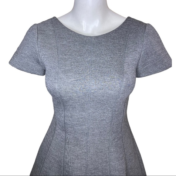 Banana Republic Grey Dress Scuba Skater Size 0 - Picture 4 of 9